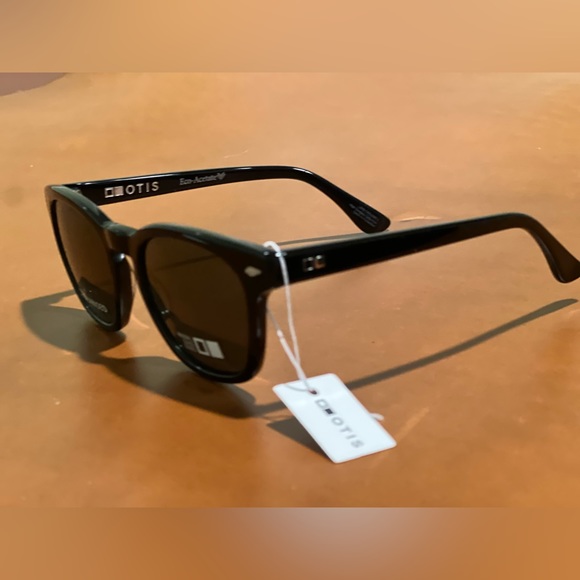 OTIS Summer of 67 Eco Sunglasses Shades Polarized Polarised UVA UVB Black - Picture 3 of 11
